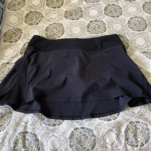NWT Lululemon Play off the Pleats Skirt